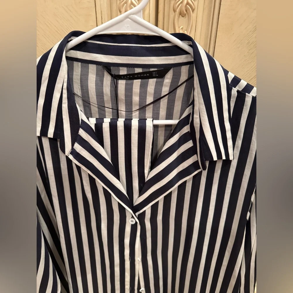 Striped Black and White Women's Top - Picture 2 of 5